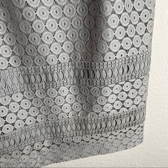 Antonio Melani Grey Eyelet lace overlay mid length sleeveless dress Size 2 - Picture 11 of 16